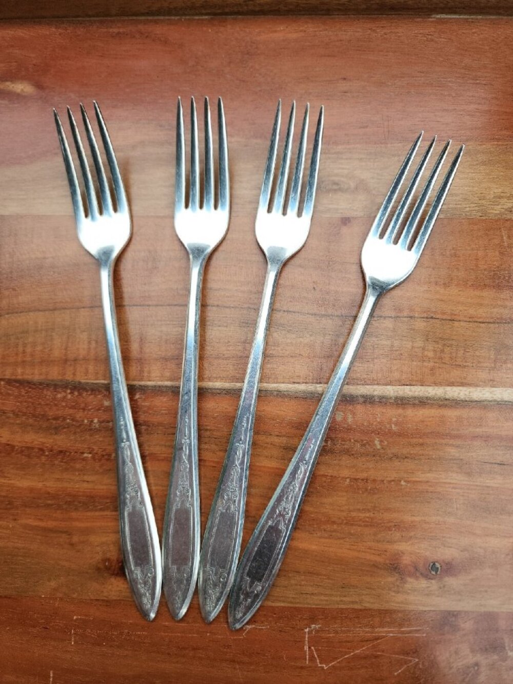 Wm A Rogers Debutante Grandeur Princess Dinner Forks Set of 4 Oneida Flatware
